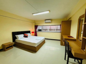 SERISIAM Family Room